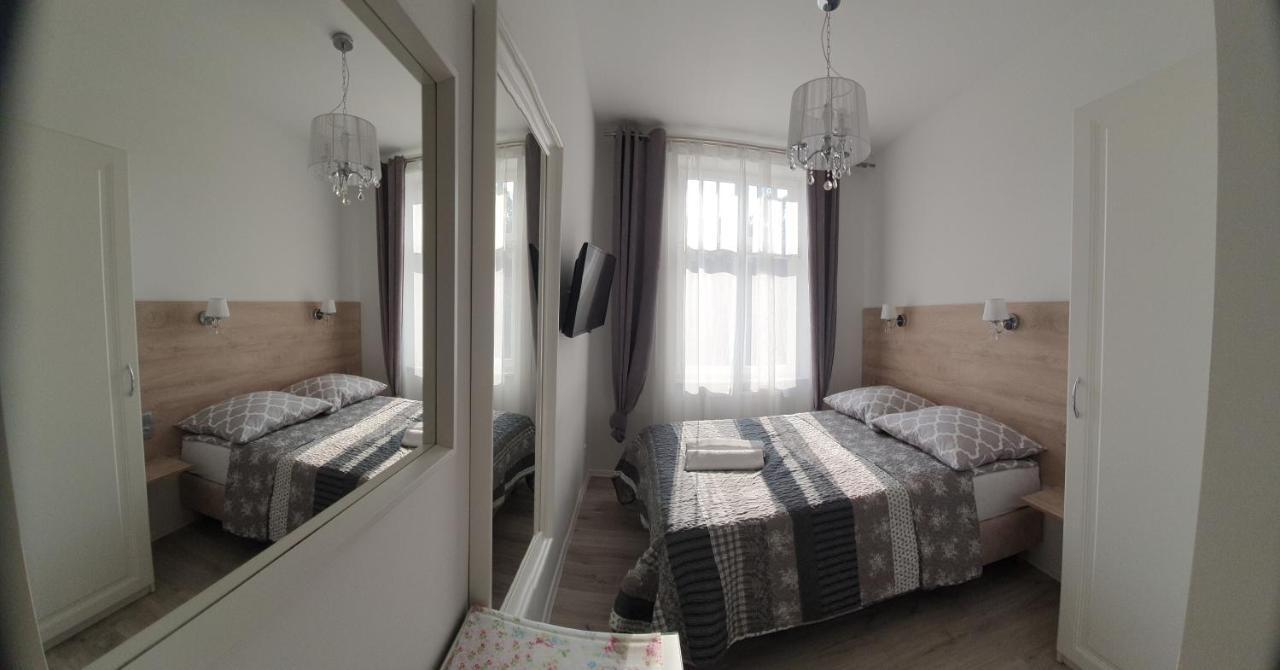 Viator Lägenhet Ustka Exteriör bild